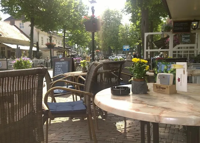 De Kroon Ξενοδοχείο 3*