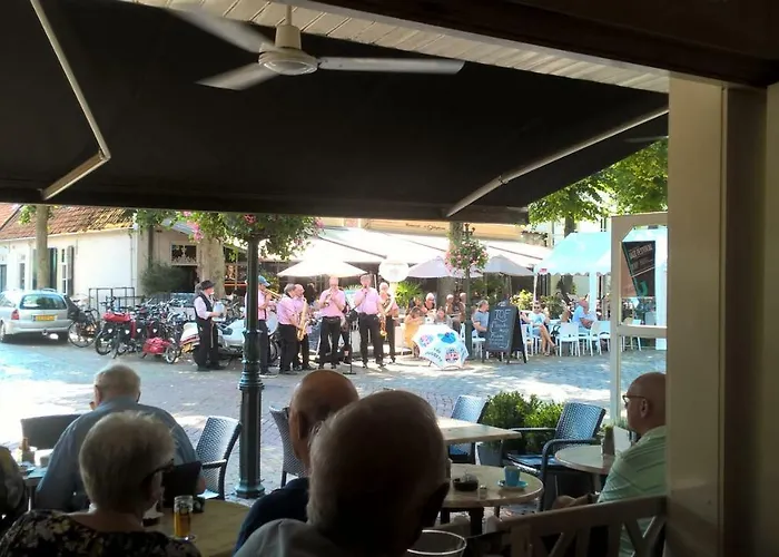 De Kroon Ξενοδοχείο 3*